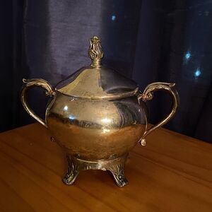 Vintage F.B. Rogers Silver Co. Silver Plate Footed Sugar Bowl With Finial Lid